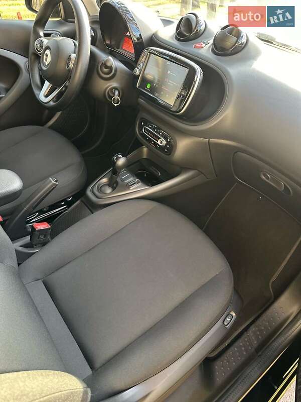 Хэтчбек Smart EQ Forfour 2021 в Киеве фото 2 Хэтчбек Smart EQ Forfour 2021 в Киеве