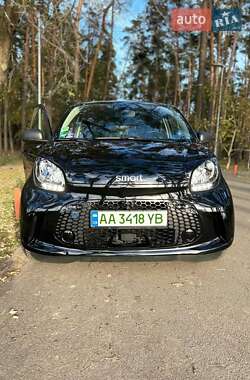Хэтчбек Smart EQ Forfour 2021 в Киеве фото 4 Хэтчбек Smart EQ Forfour 2021 в Киеве