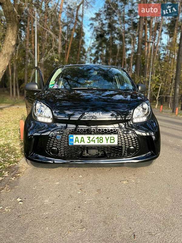 Хэтчбек Smart EQ Forfour 2021 в Киеве фото 4 Хэтчбек Smart EQ Forfour 2021 в Киеве