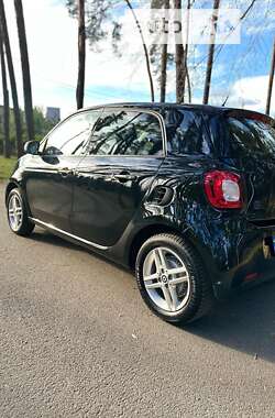 Хэтчбек Smart EQ Forfour 2021 в Киеве