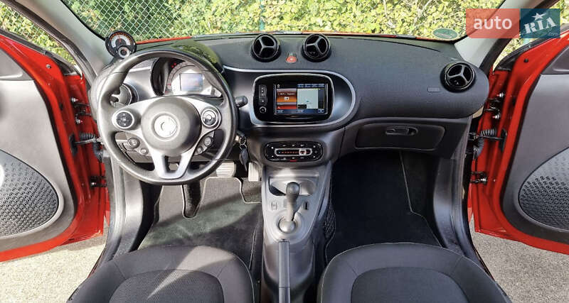 Хэтчбек Smart EQ Forfour 2018 в Киеве