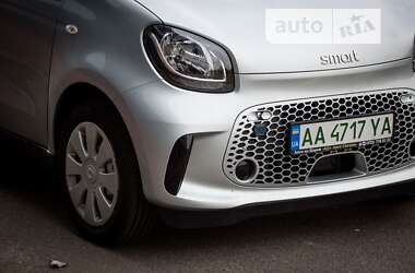 Хэтчбек Smart EQ Forfour 2020 в Киеве