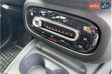 Хэтчбек Smart EQ Forfour 2018 в 