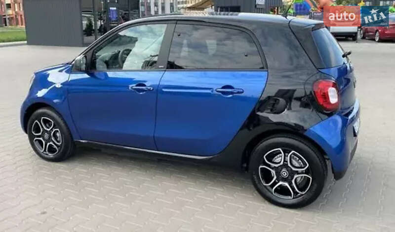 Хэтчбек Smart EQ Forfour 2018 в Киеве