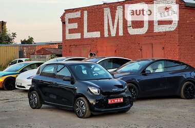 Хэтчбек Smart EQ Forfour 2021 в Киеве