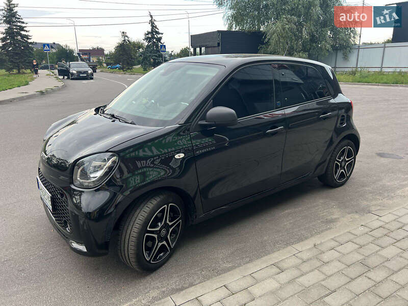 Хэтчбек Smart EQ Forfour 2020 в Киеве