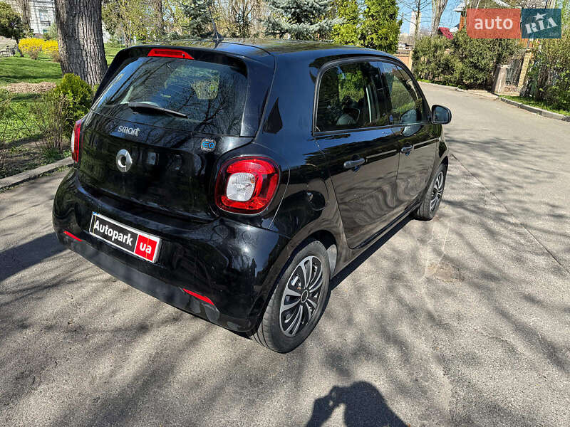Хэтчбек Smart EQ Forfour 2021 в Киеве