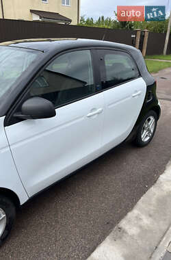 Хэтчбек Smart EQ Forfour 2021 в 