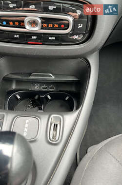 Хэтчбек Smart EQ Forfour 2021 в 