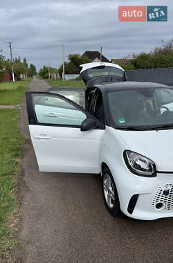 Хэтчбек Smart EQ Forfour 2021 в 