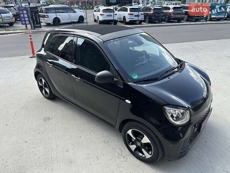 Хэтчбек Smart EQ Forfour 2021 в Киеве