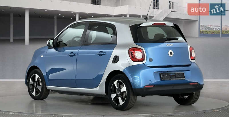 Хэтчбек Smart EQ Forfour 2020 в Киеве