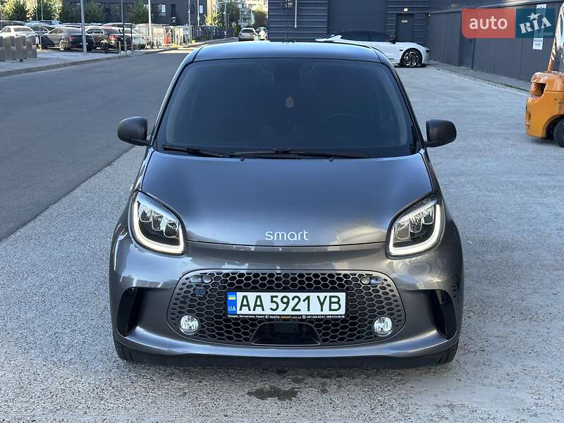 Хэтчбек Smart EQ Forfour 2020 в Киеве