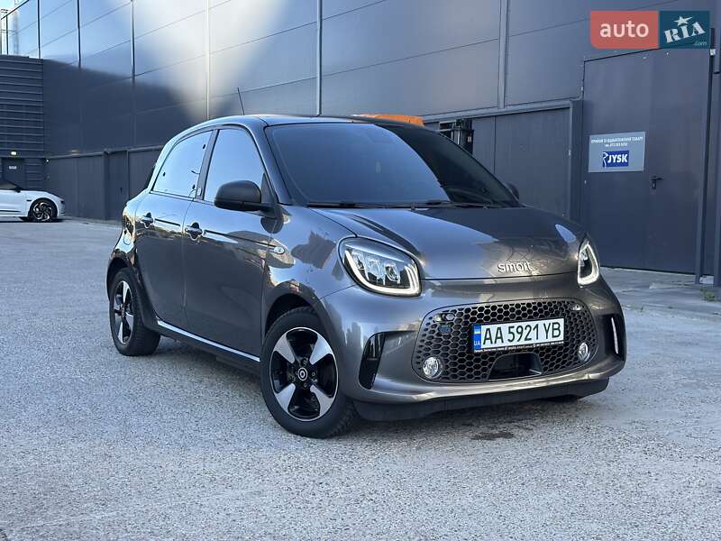 Хэтчбек Smart EQ Forfour 2020 в Киеве