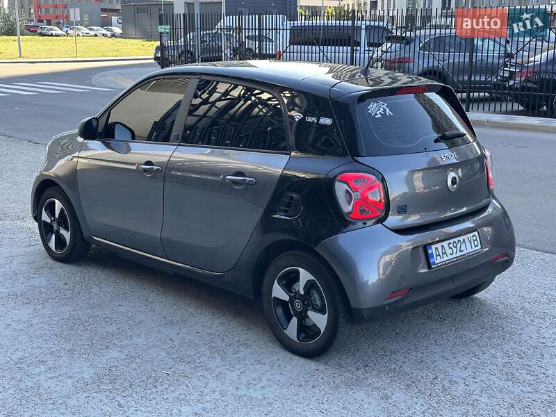Хэтчбек Smart EQ Forfour 2020 в Киеве