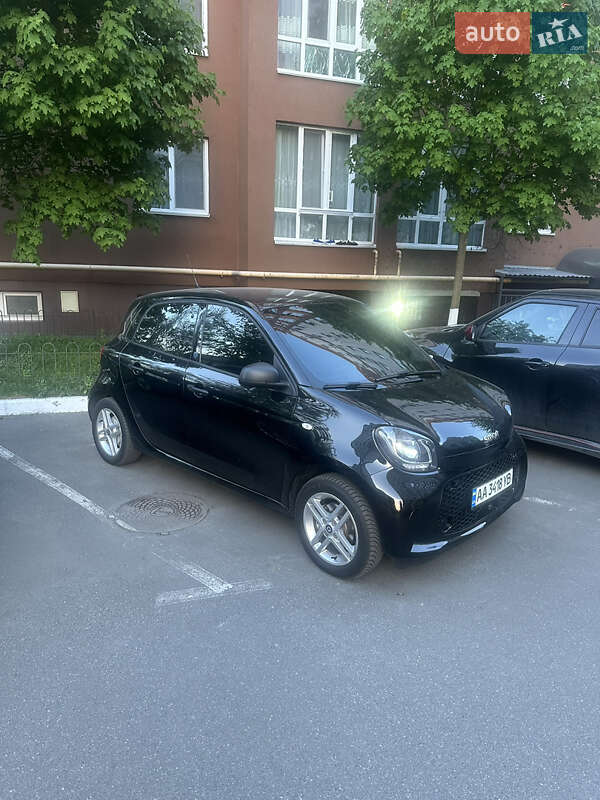 Хэтчбек Smart EQ Forfour 2021 в Киеве фото 3 Хэтчбек Smart EQ Forfour 2021 в Киеве