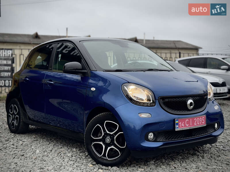 Хетчбек Smart EQ Forfour 2017 в Стрию