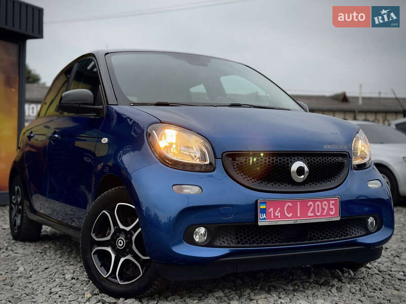 Хэтчбек Smart EQ Forfour 2017 в Стрые