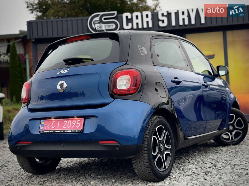 Хэтчбек Smart EQ Forfour 2017 в Стрые