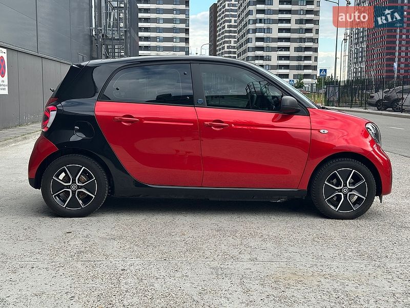 Хетчбек Smart EQ Forfour 2021 в Києві фото 10 Хетчбек Smart EQ Forfour 2021 в Києві