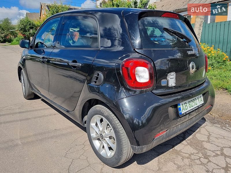 Хэтчбек Smart EQ Forfour 2021 в Виннице