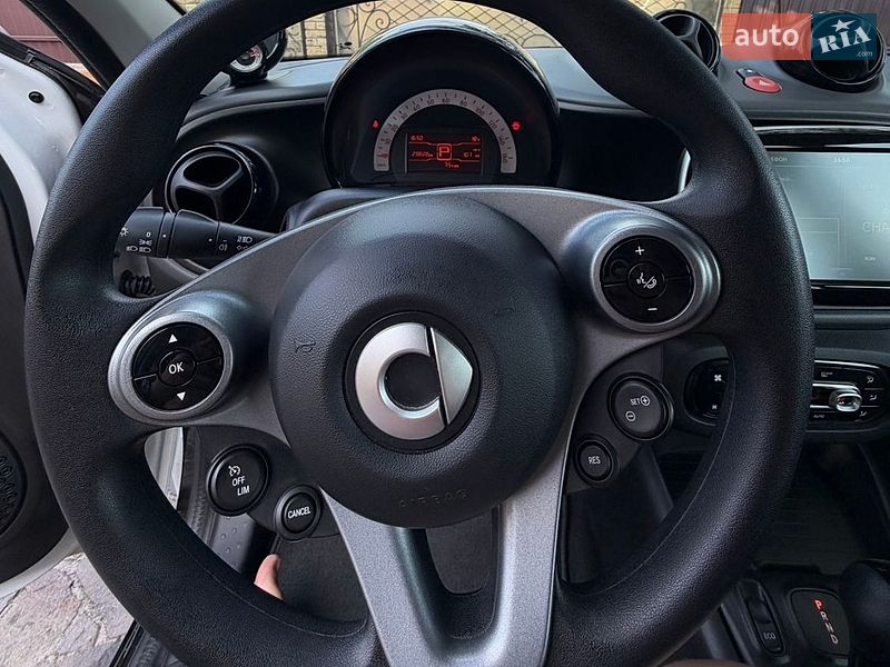Хэтчбек Smart EQ Forfour 2021 в Киеве