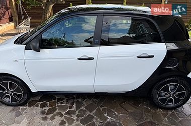 Хэтчбек Smart EQ Forfour 2021 в Киеве