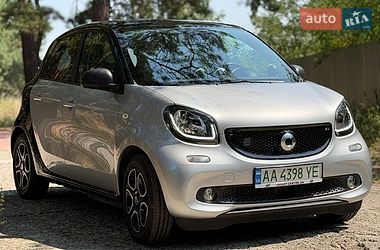 Хэтчбек Smart EQ Forfour 2019 в Киеве