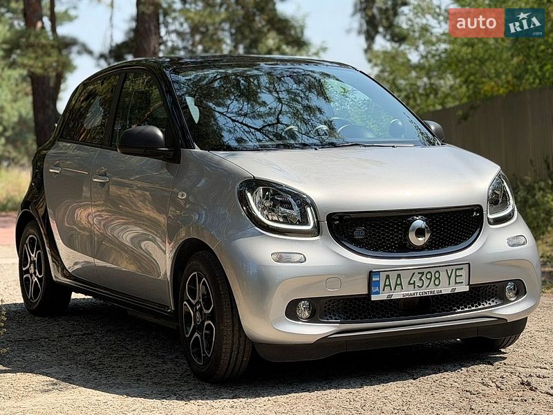 Хэтчбек Smart EQ Forfour 2019 в Киеве