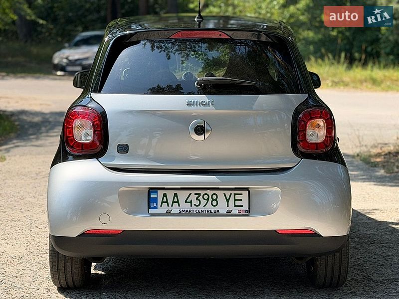 Хэтчбек Smart EQ Forfour 2019 в Киеве
