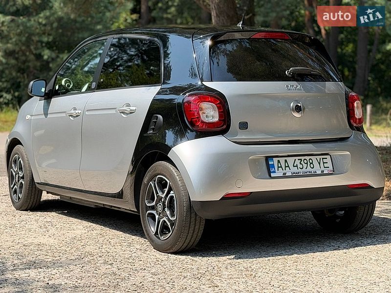 Хэтчбек Smart EQ Forfour 2019 в Киеве