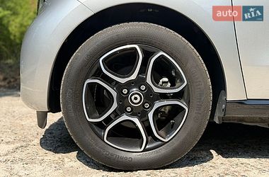 Хэтчбек Smart EQ Forfour 2019 в Киеве