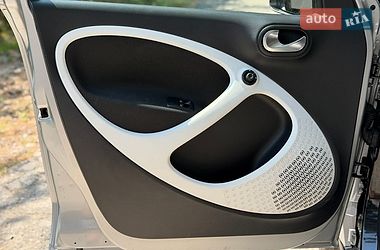 Хэтчбек Smart EQ Forfour 2019 в Киеве