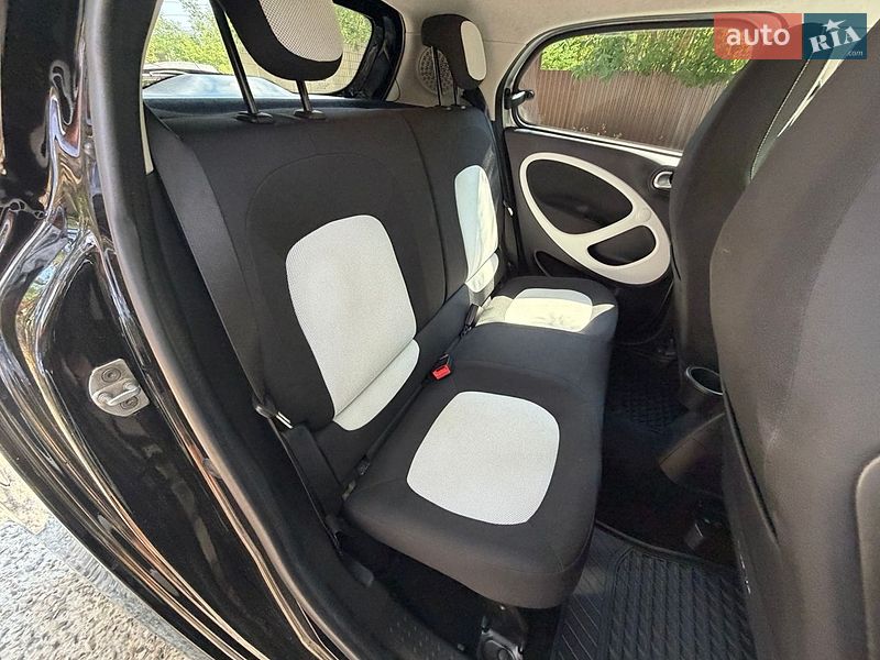 Хэтчбек Smart EQ Forfour 2019 в Киеве