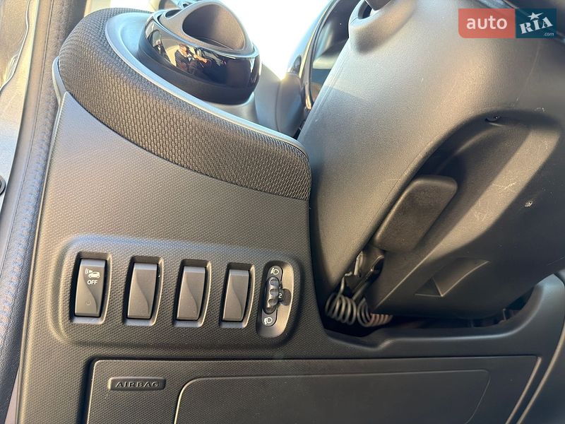 Хэтчбек Smart EQ Forfour 2019 в Киеве