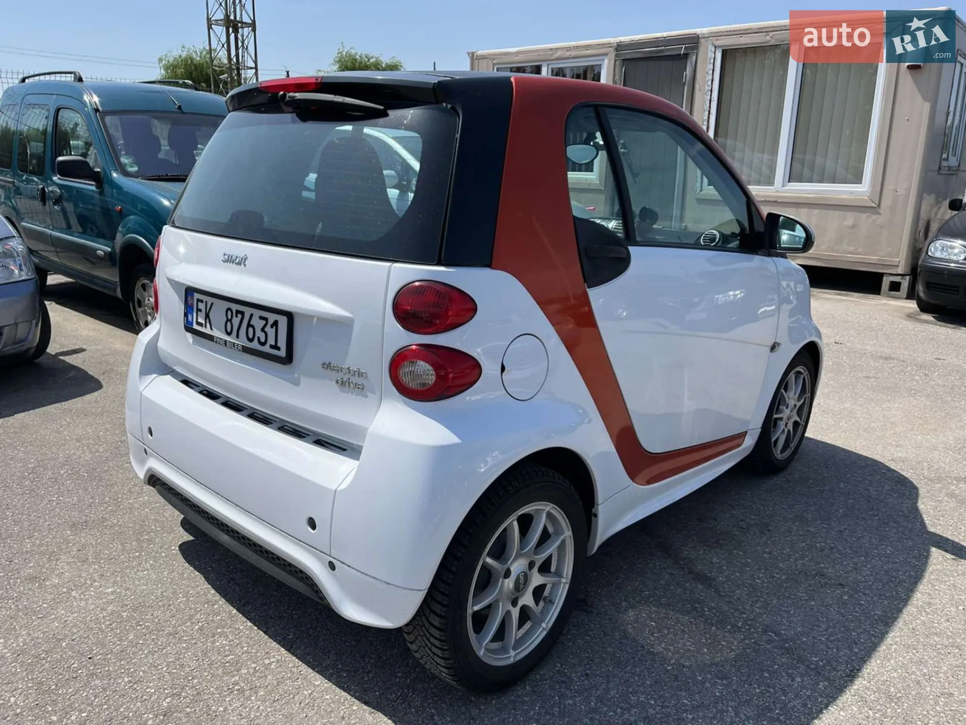 2014 Smart Fortwo - мініатюра 16