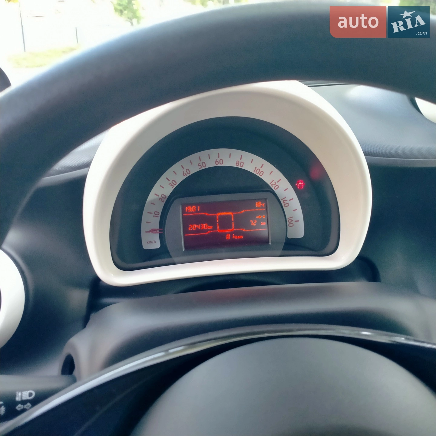 2018 Smart Fortwo - мініатюра 24