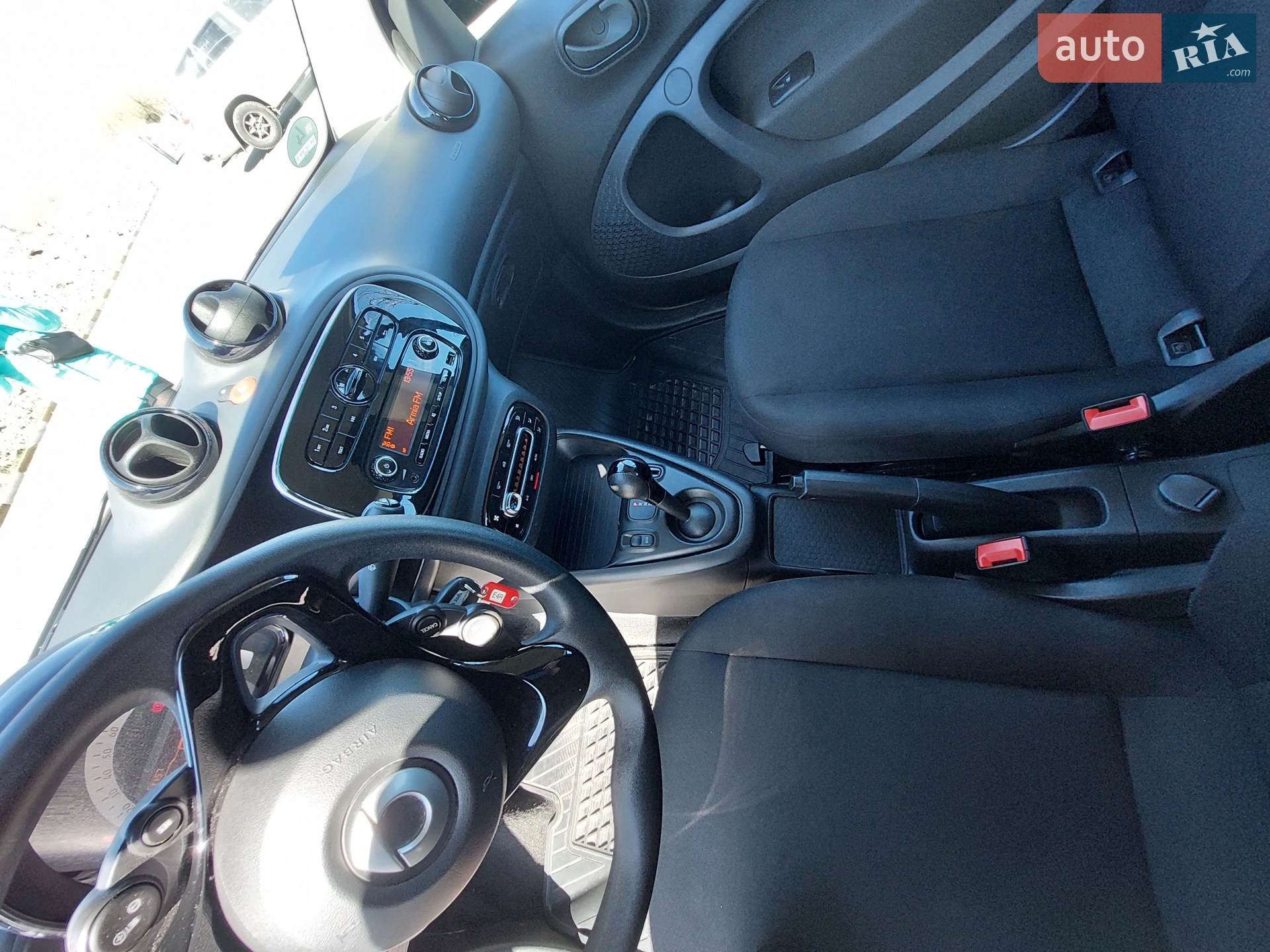 2022 Smart Fortwo - мініатюра 13