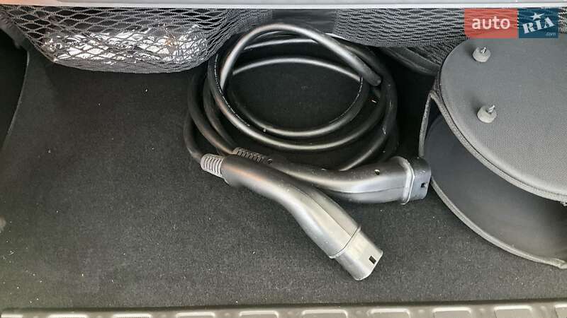 Кабріолет Smart EQ Fortwo 2020 в Києві фото 19 Кабріолет Smart EQ Fortwo 2020 в Києві