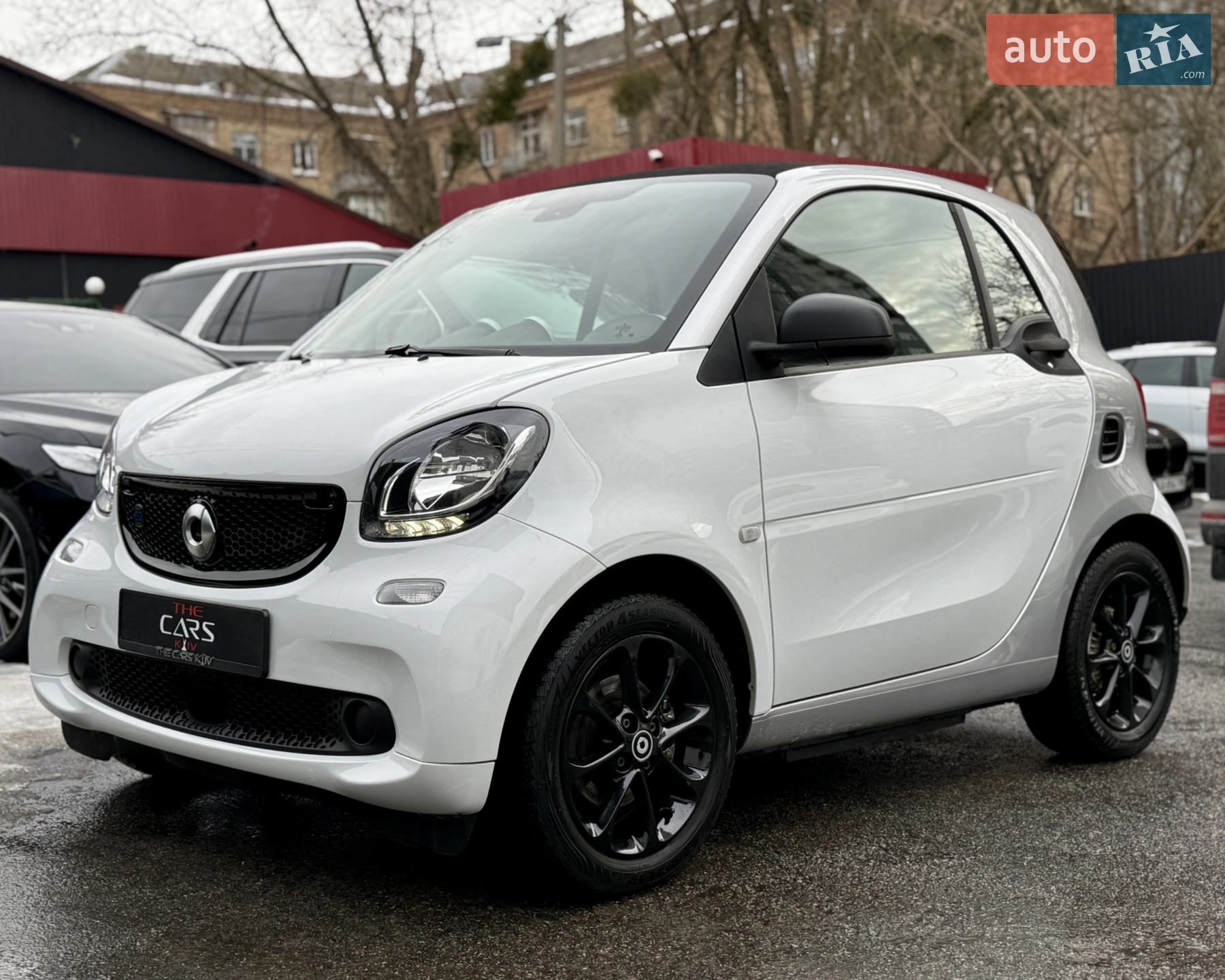 2018 Smart Fortwo - мініатюра 8