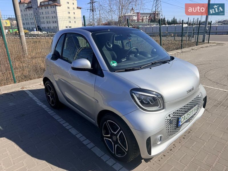 Хэтчбек Smart EQ Fortwo 2020 в Киеве