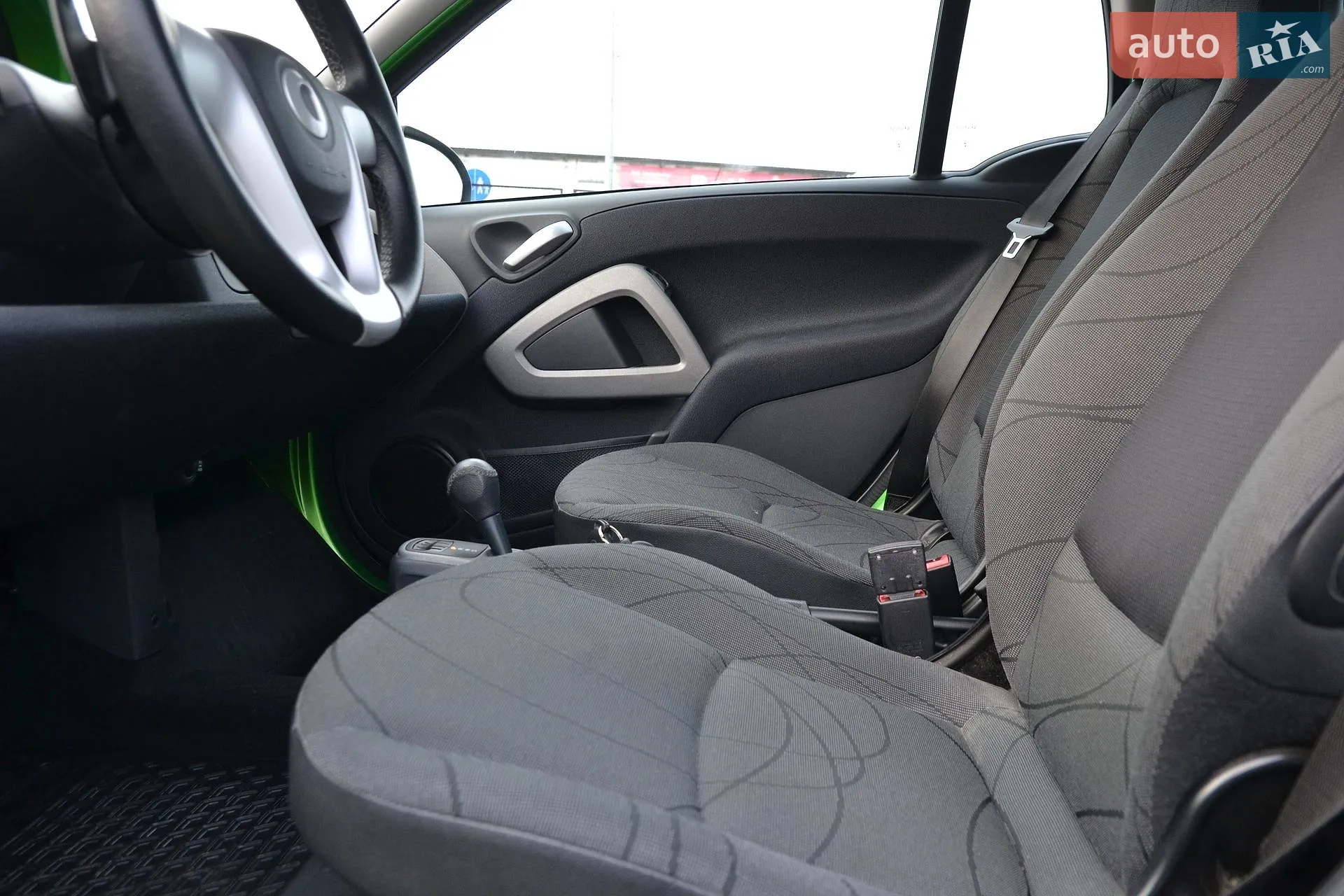 2015 Smart Fortwo - мініатюра 15