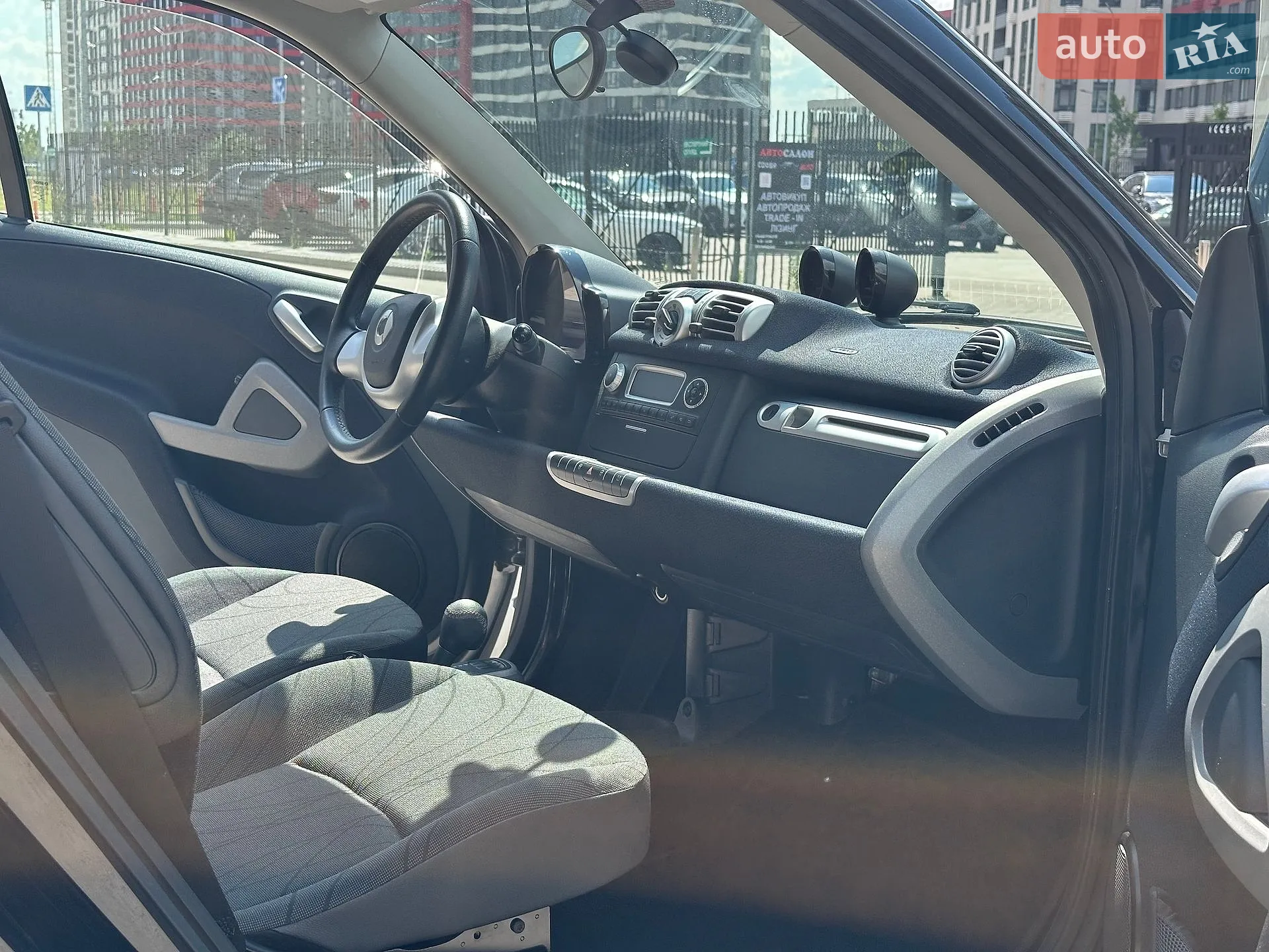 2015 Smart Fortwo - мініатюра 18