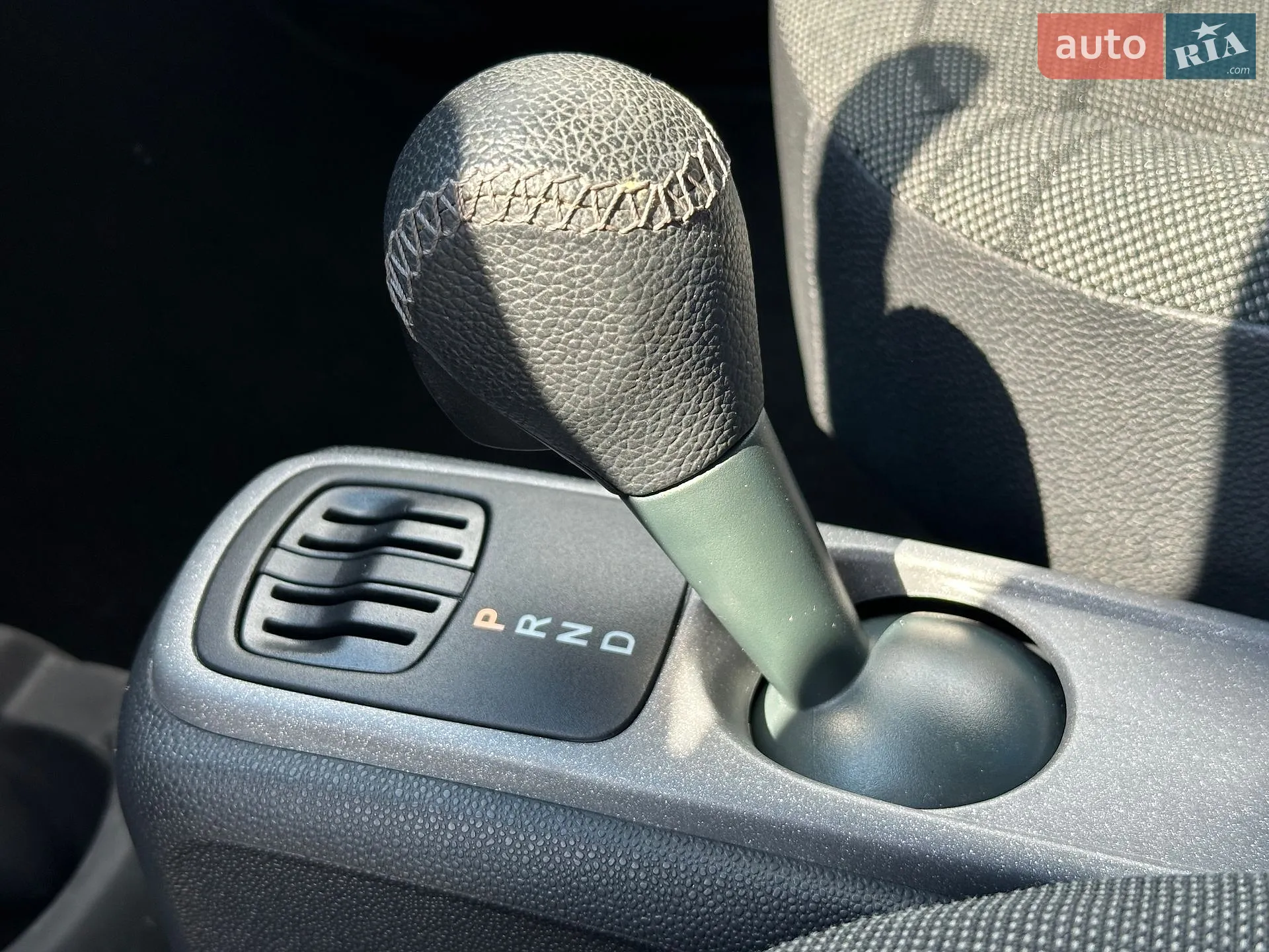 2015 Smart Fortwo - мініатюра 25