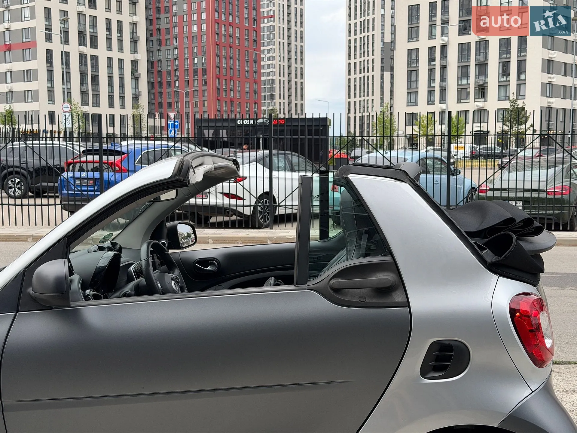 2018 Smart Fortwo - мініатюра 23