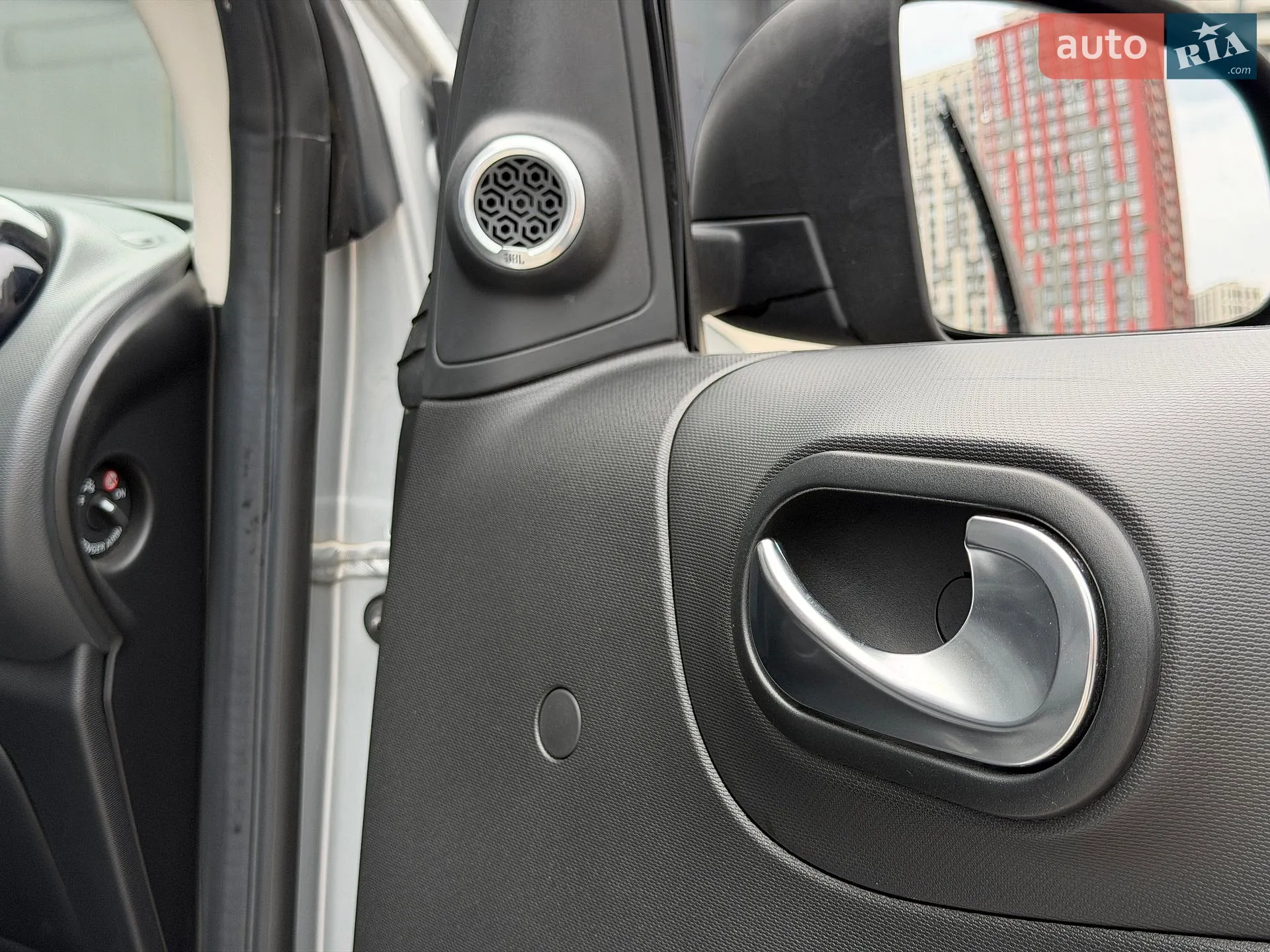 2018 Smart Fortwo - мініатюра 36