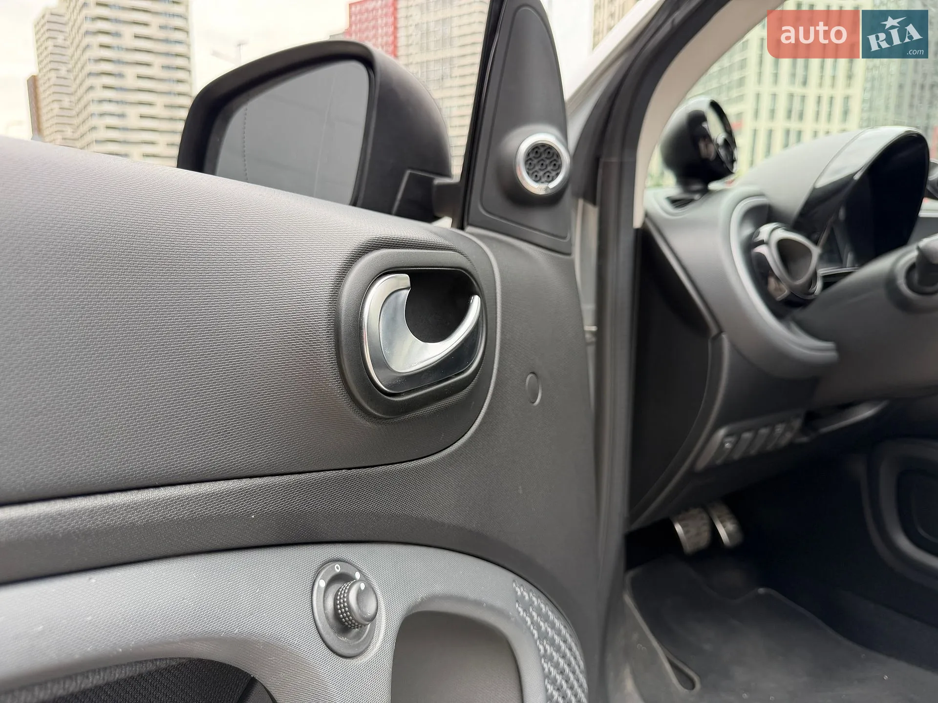 2018 Smart Fortwo - мініатюра 41