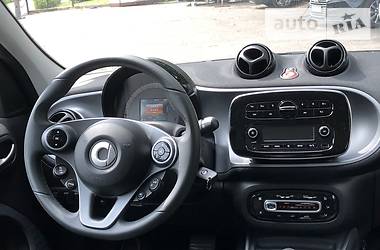 Универсал Smart Forfour 2017 в Киеве