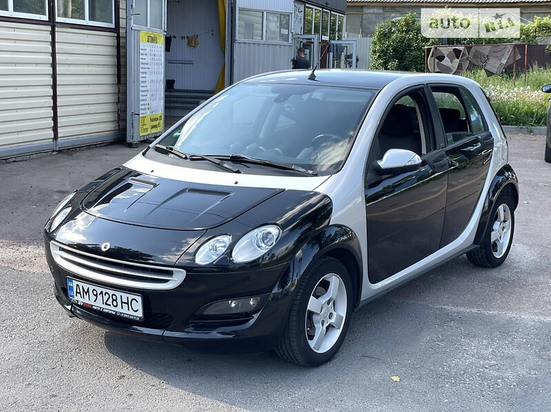 Хэтчбек Smart Forfour 2004 в Житомире