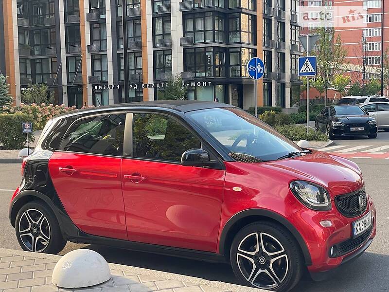 Хэтчбек Smart Forfour 2016 в Киеве